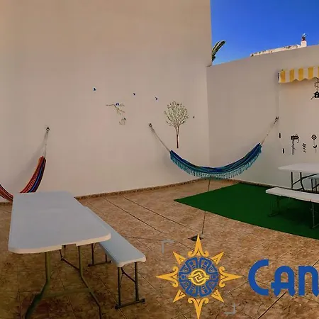 Hostel Canary Sun *