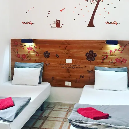 Albergue Canary Sun *
